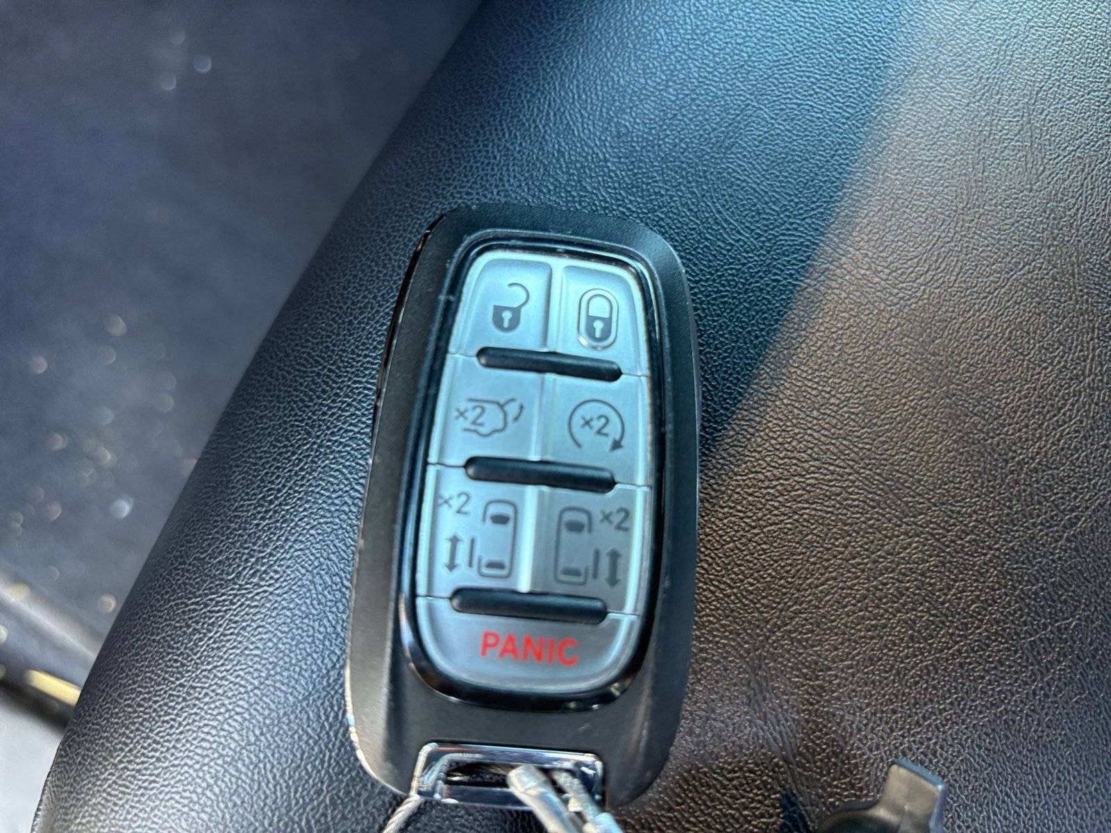 Thumbnail: 2025 Chrysler Pacifica - 27