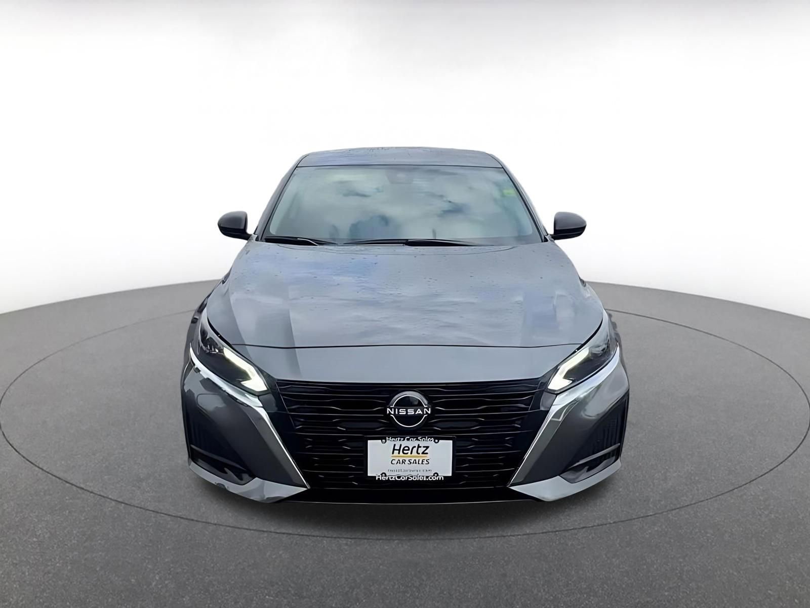 Thumbnail: 2025 Nissan Altima - 4