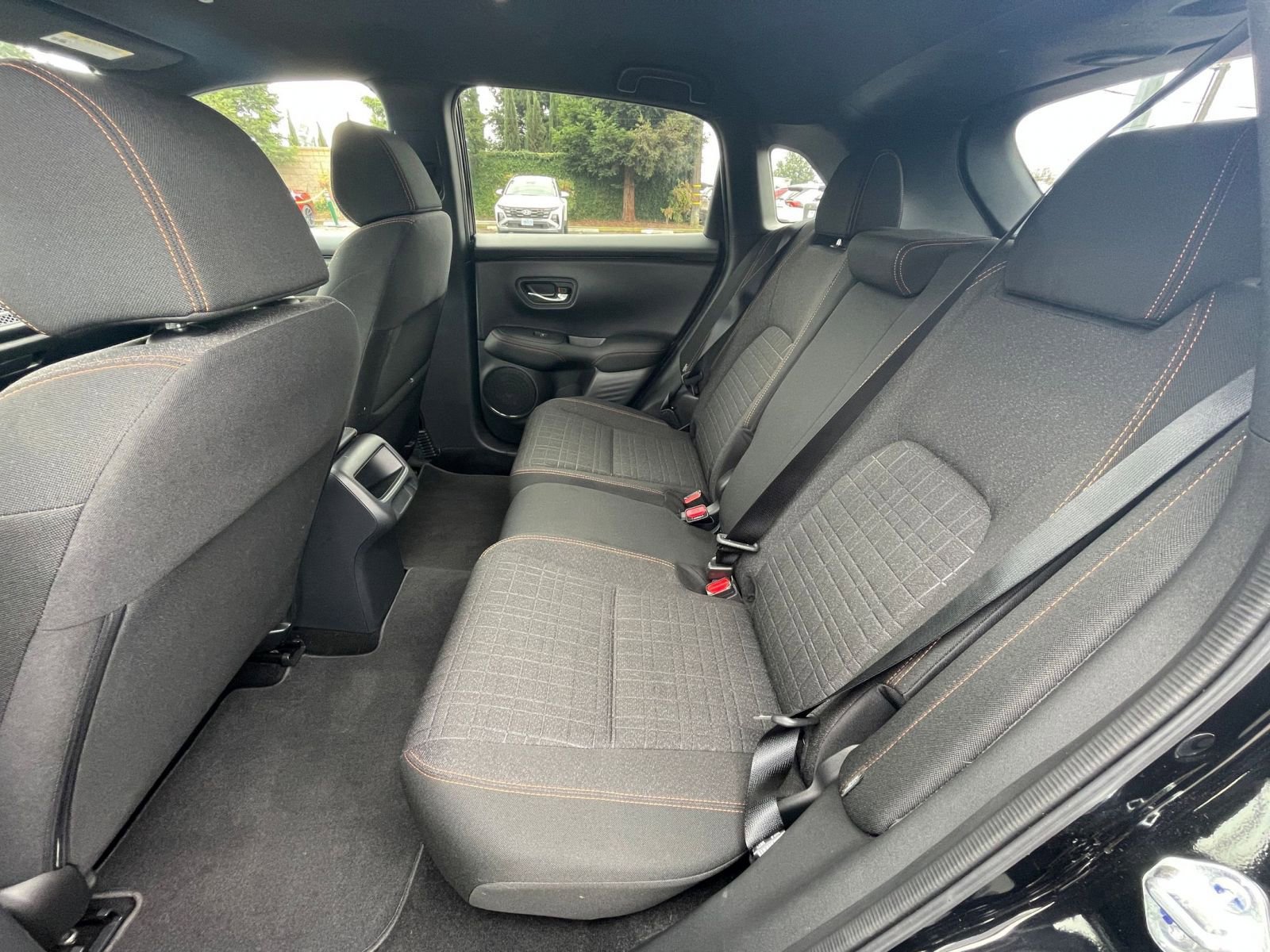 Thumbnail: 2025 Honda HR-V - 21