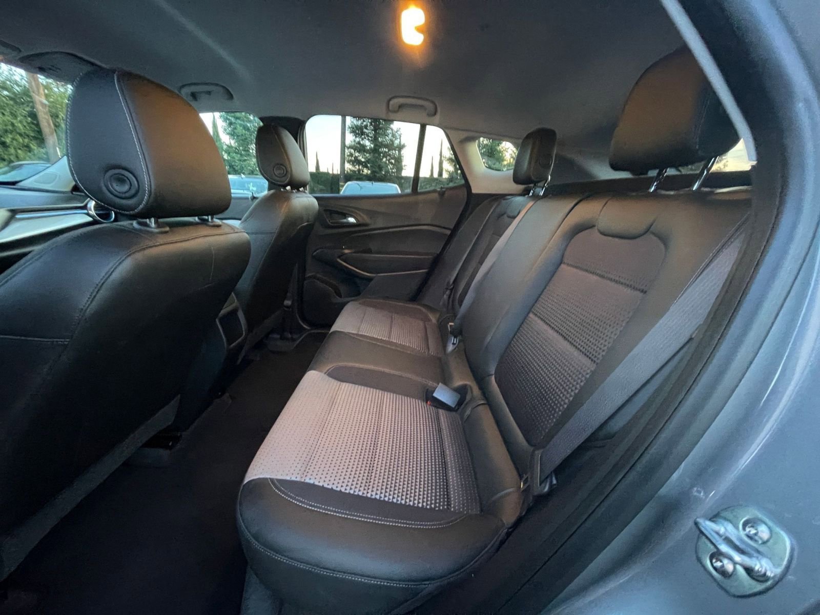 Thumbnail: 2025 Chevrolet Trax - 25