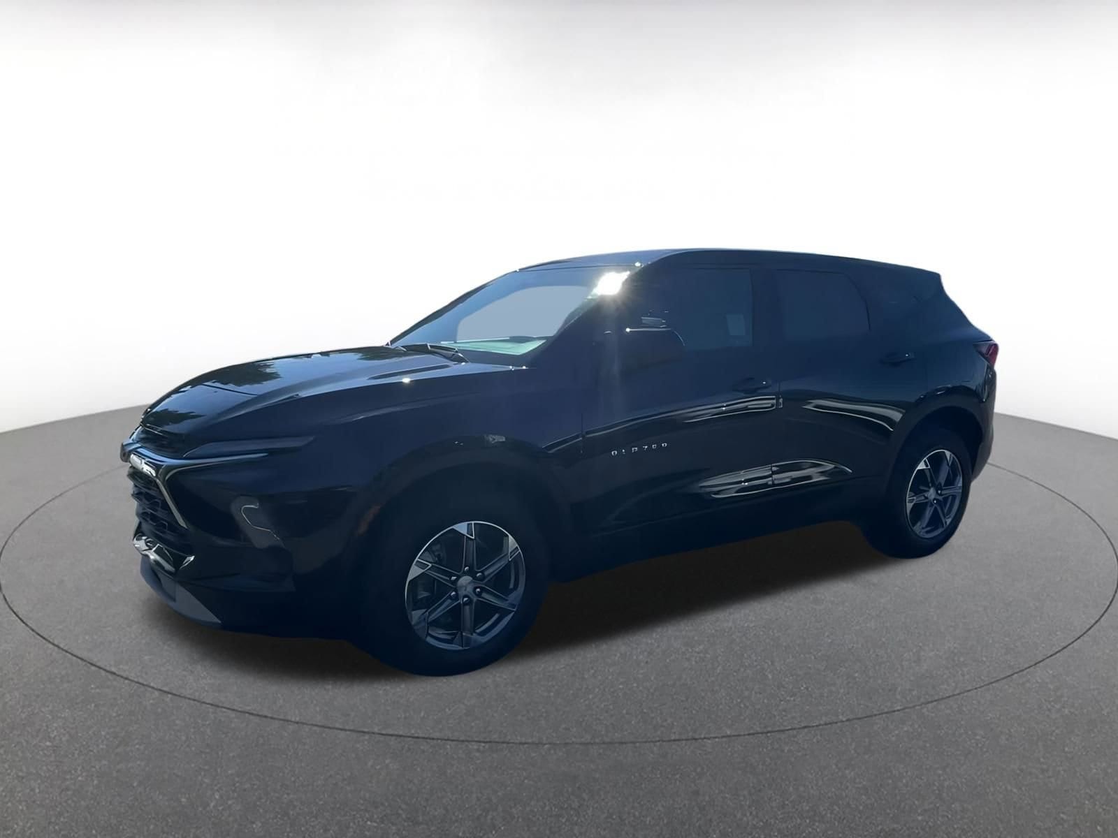 Thumbnail: 2023 Chevrolet Blazer - 8