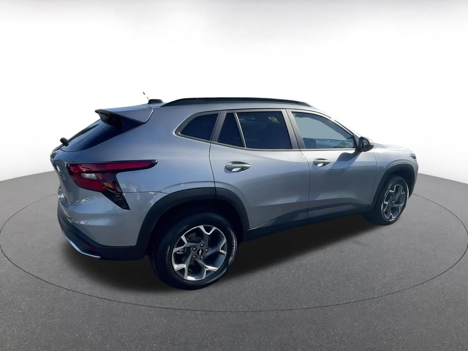 Thumbnail: 2025 Chevrolet Trax - 15