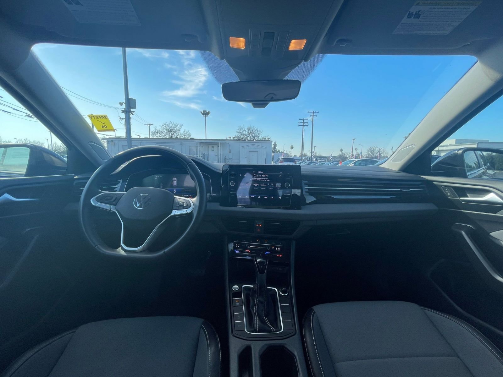 Thumbnail: 2025 Volkswagen Jetta - 29