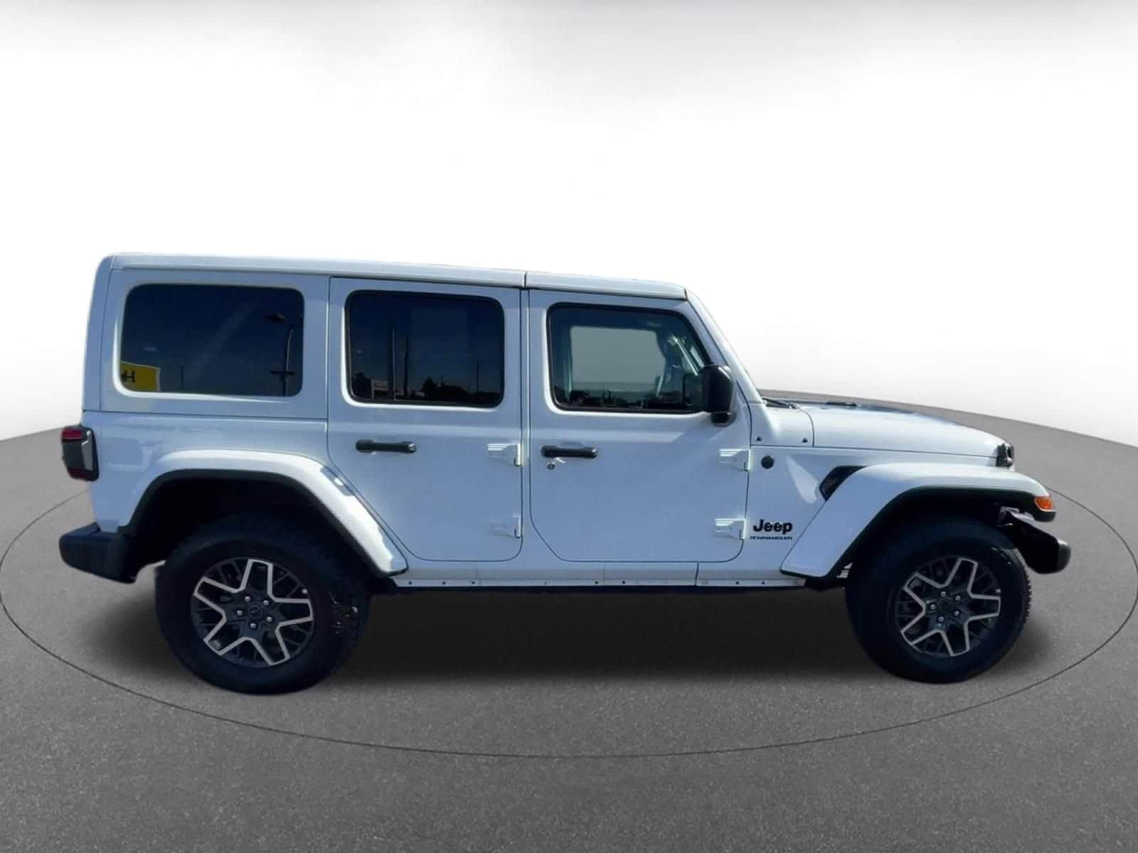 Thumbnail: 2025 Jeep Wrangler - 16