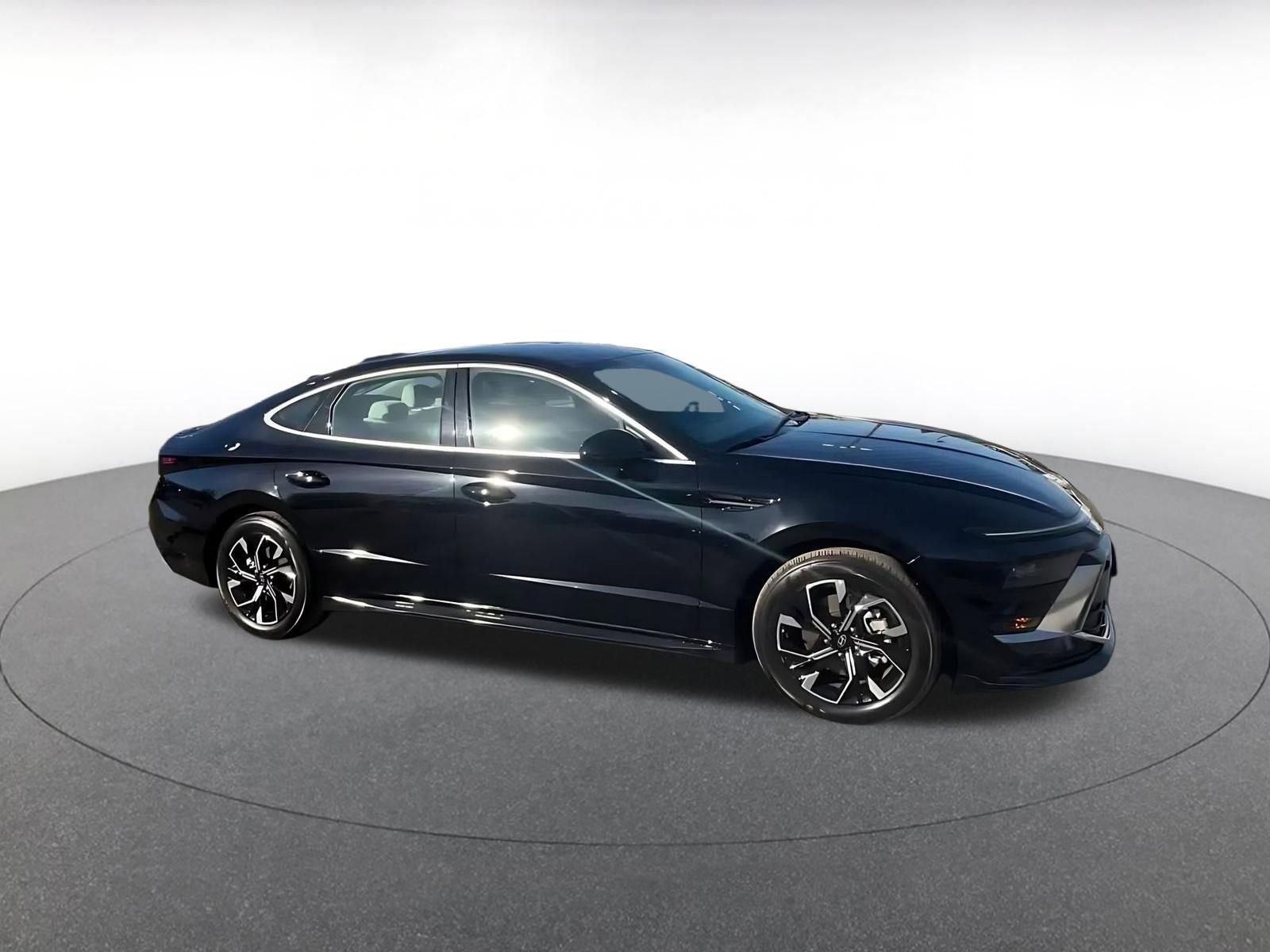 Thumbnail: 2025 Hyundai Sonata - 2