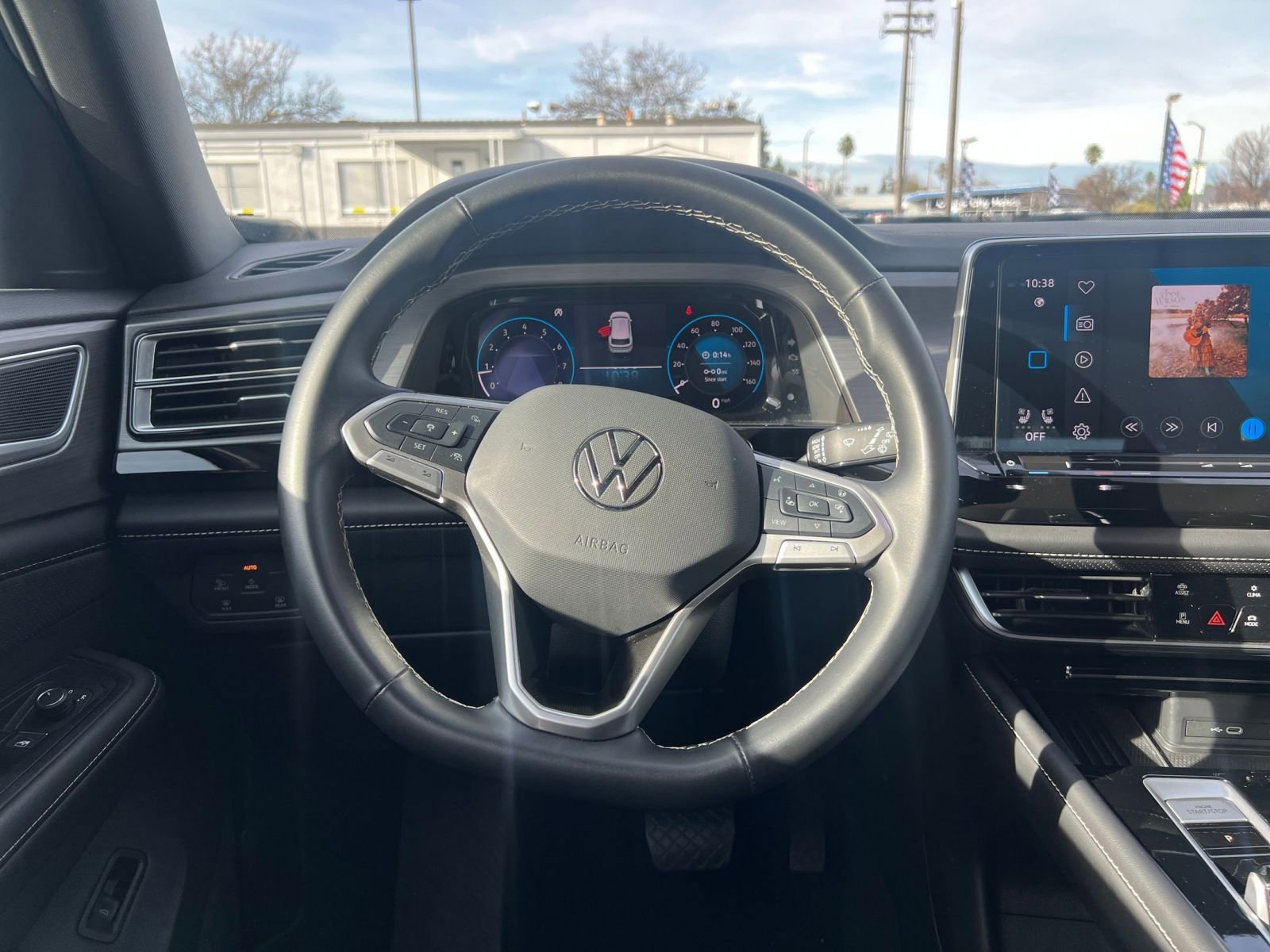 Thumbnail: 2025 Volkswagen Atlas - 34