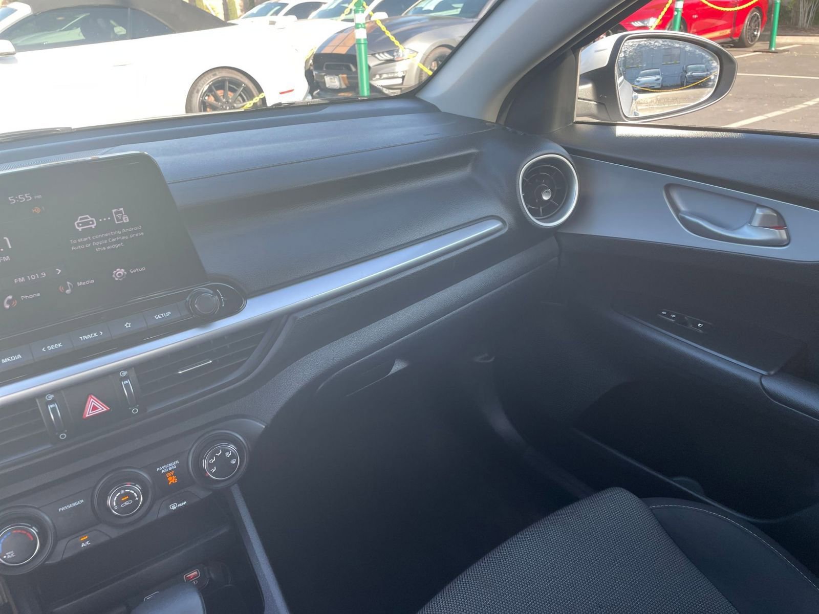 2024 Kia Forte LXS 32