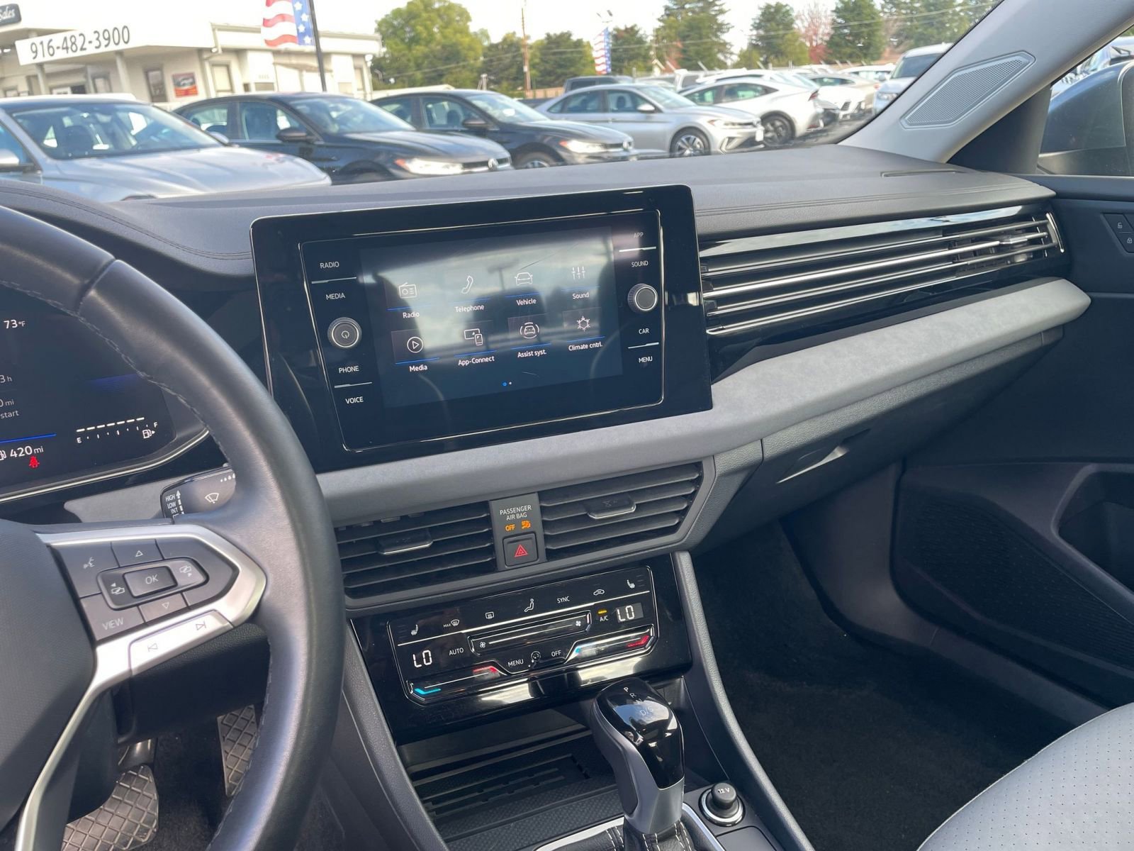 Thumbnail: 2025 Volkswagen Jetta - 18