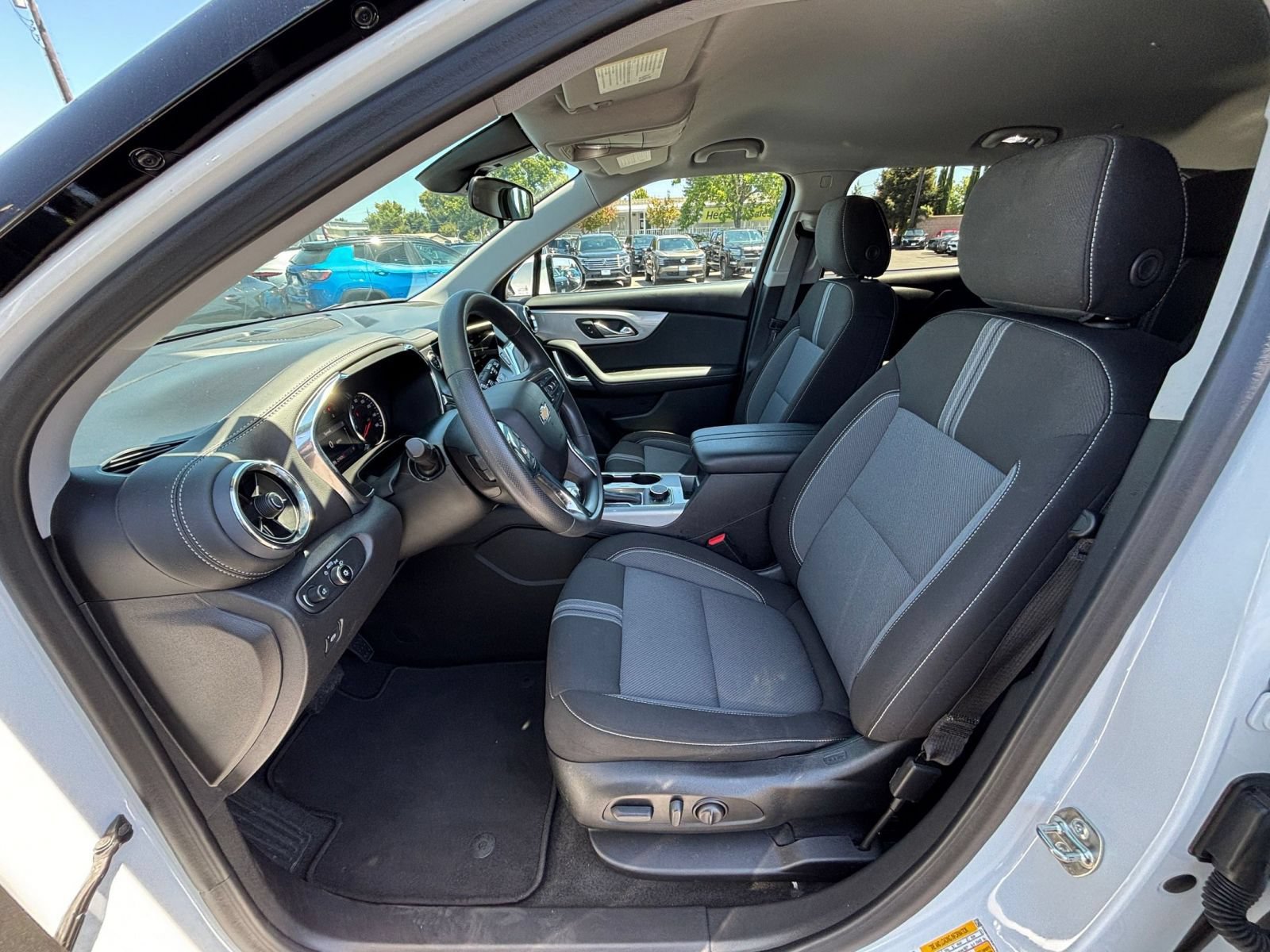 Thumbnail: 2026 Chevrolet Blazer - 24
