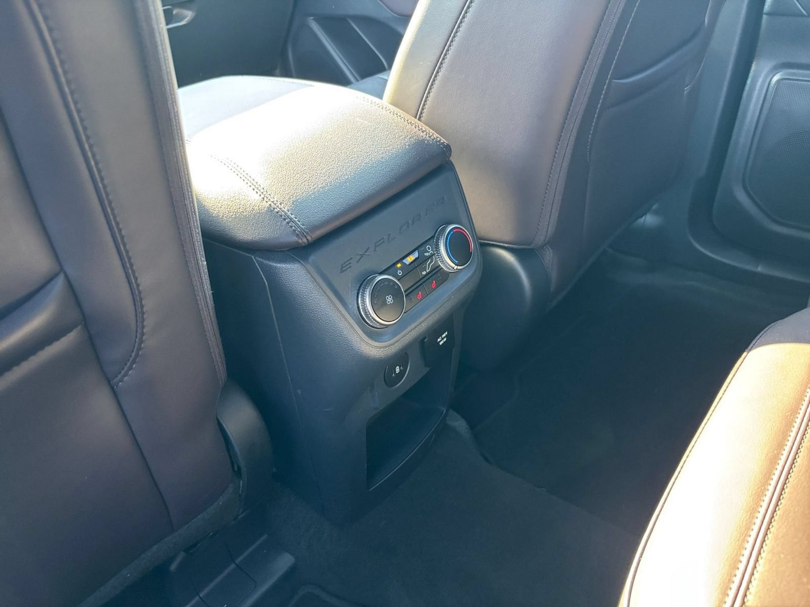 Thumbnail: 2026 Ford Explorer - 25
