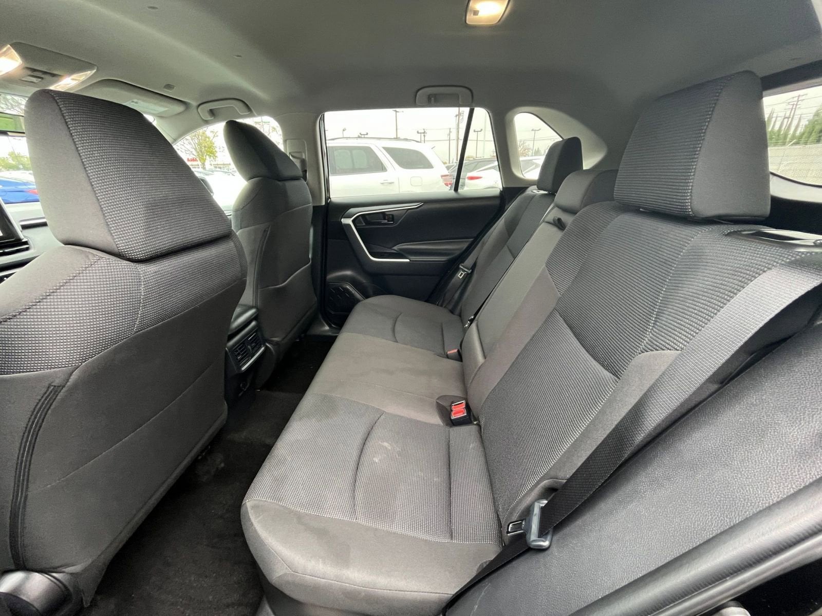 Thumbnail: 2025 Toyota RAV4 - 25