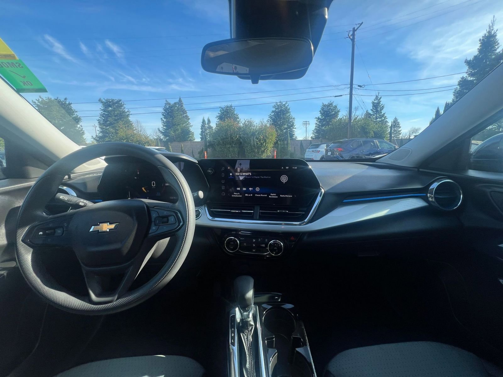 Thumbnail: 2025 Chevrolet Trax - 33