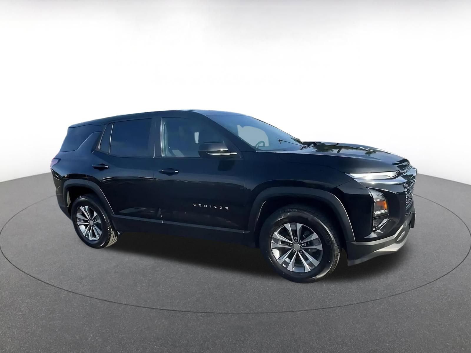 Thumbnail: 2025 Chevrolet Equinox - 2