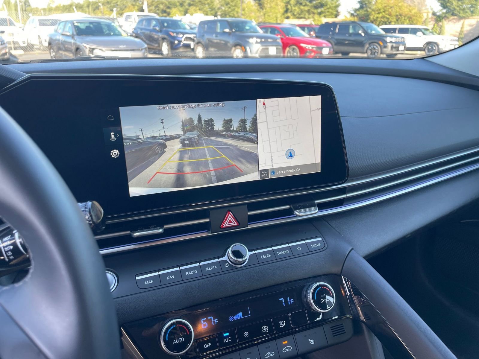 Thumbnail: 2025 Hyundai Elantra - 17