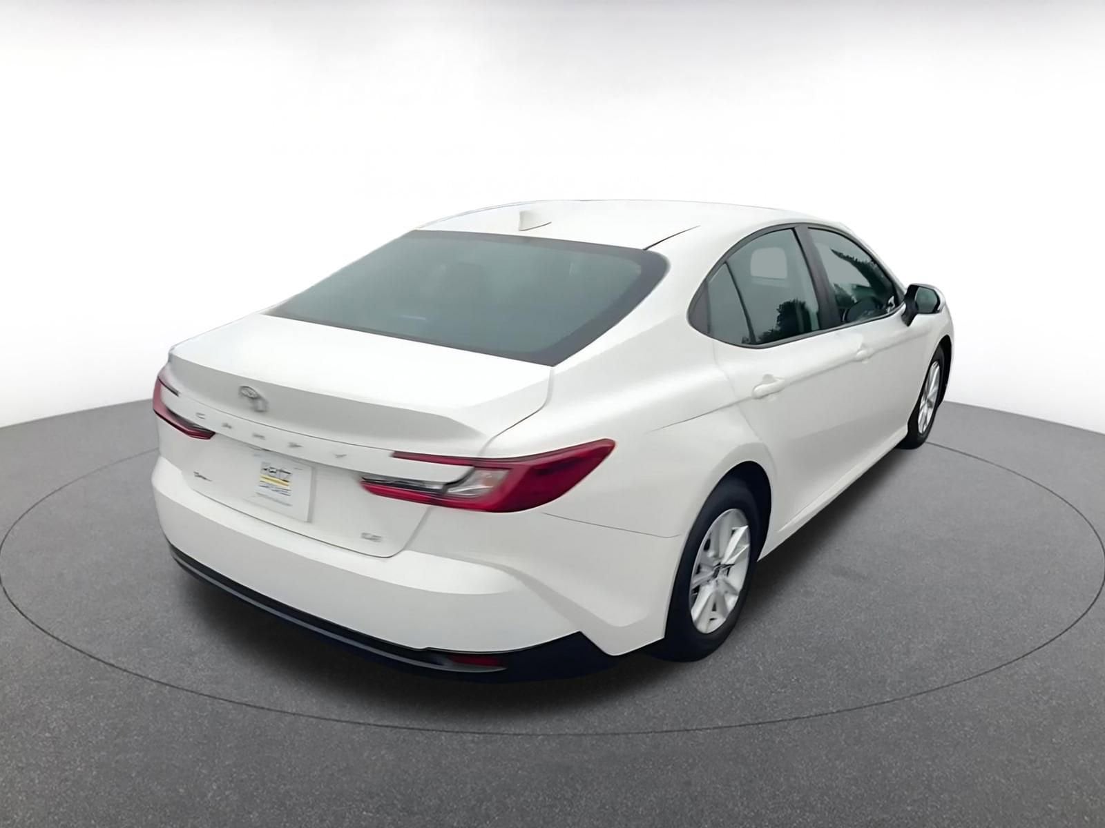 Thumbnail: 2025 Toyota Camry - 14