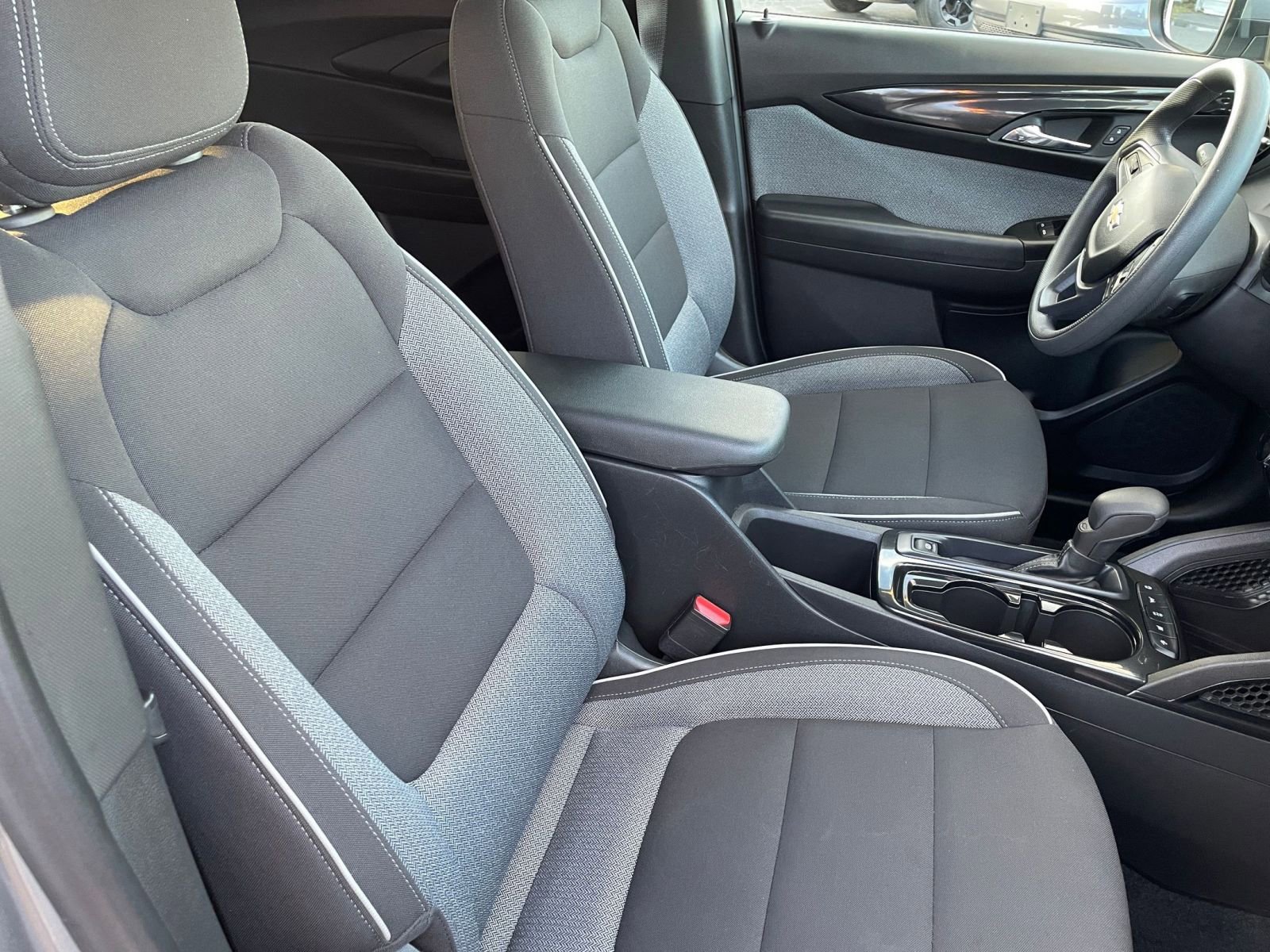 Thumbnail: 2025 Chevrolet TrailBlazer - 30