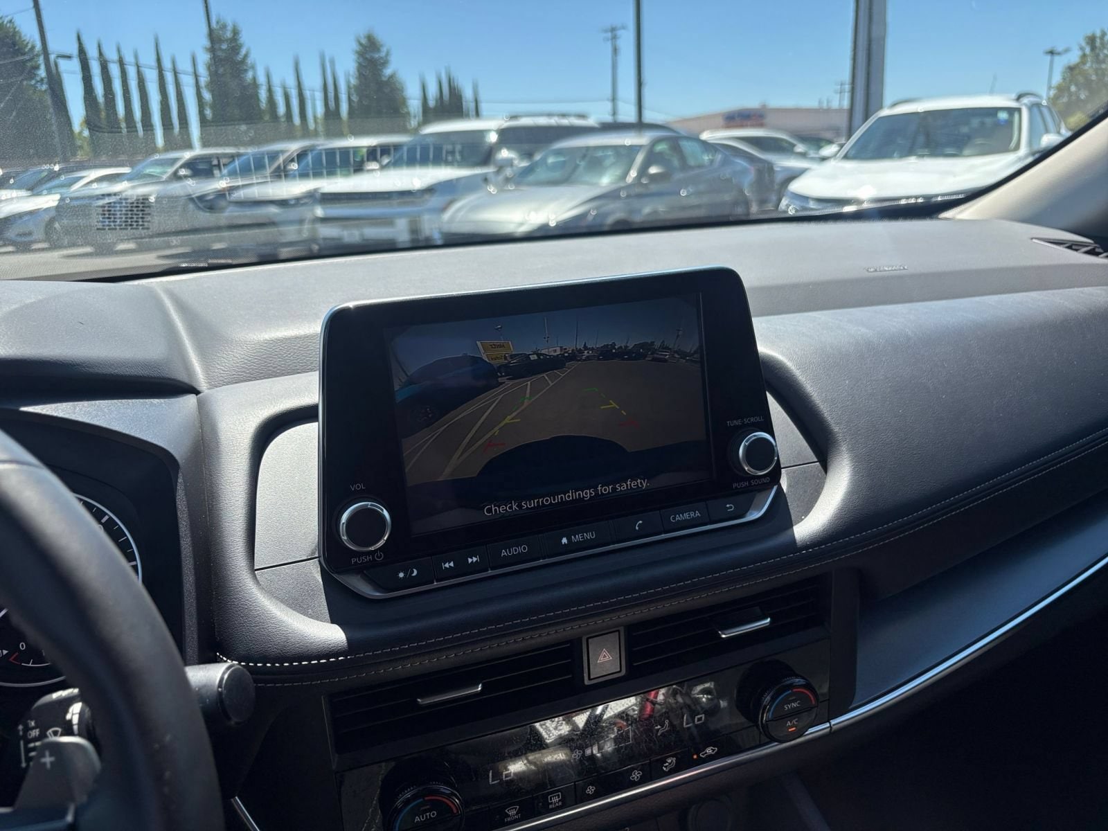 Thumbnail: 2025 Nissan Rogue - 25