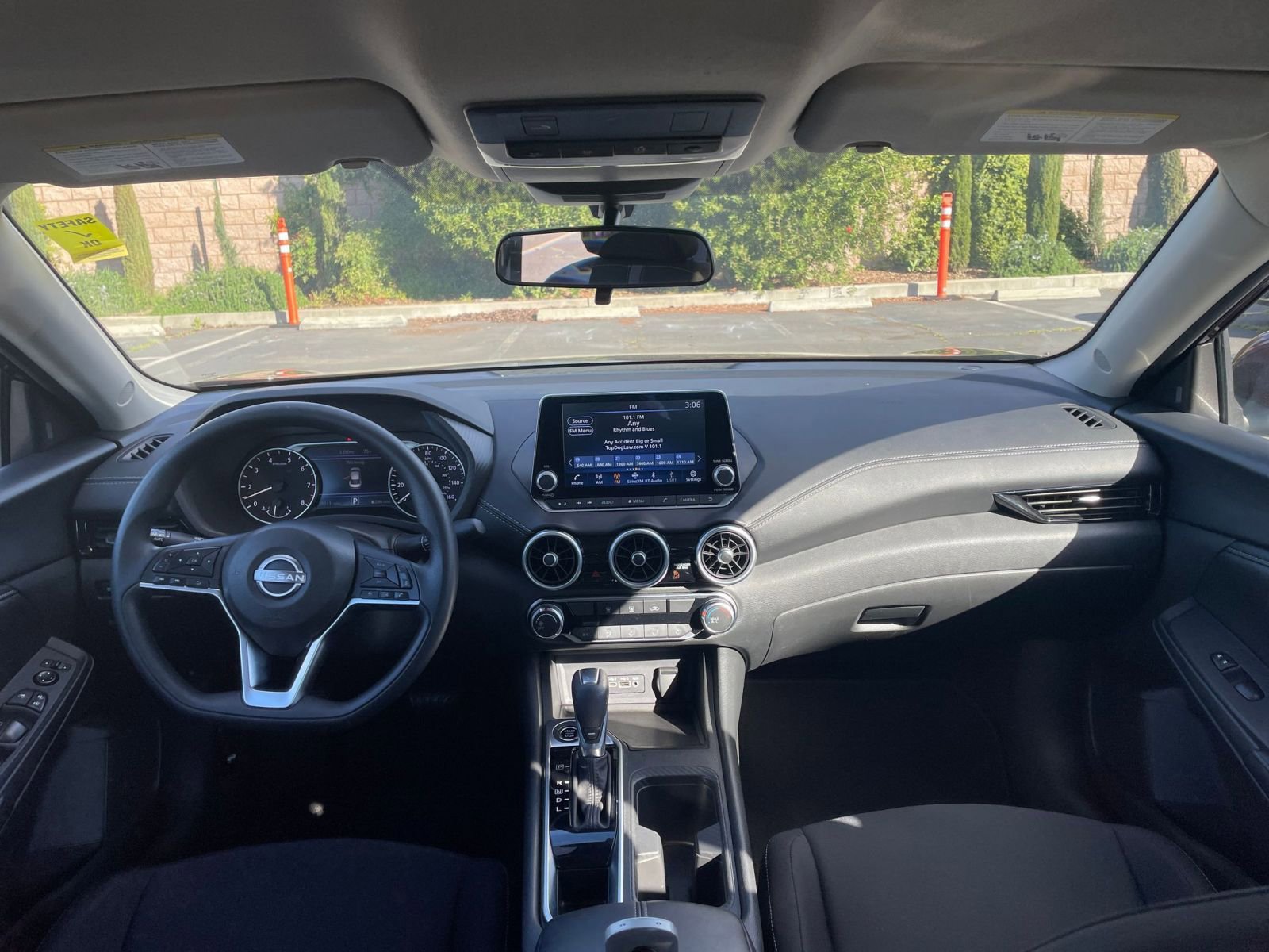 Thumbnail: 2025 Nissan Sentra - 31