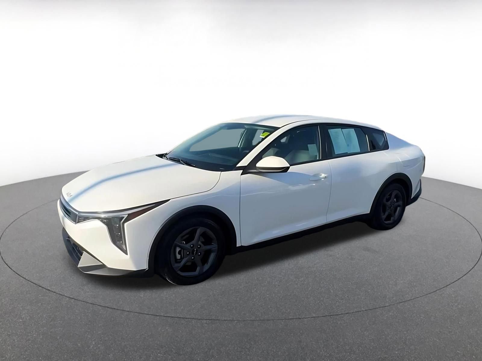 Thumbnail: 2025 Kia K4 - 8