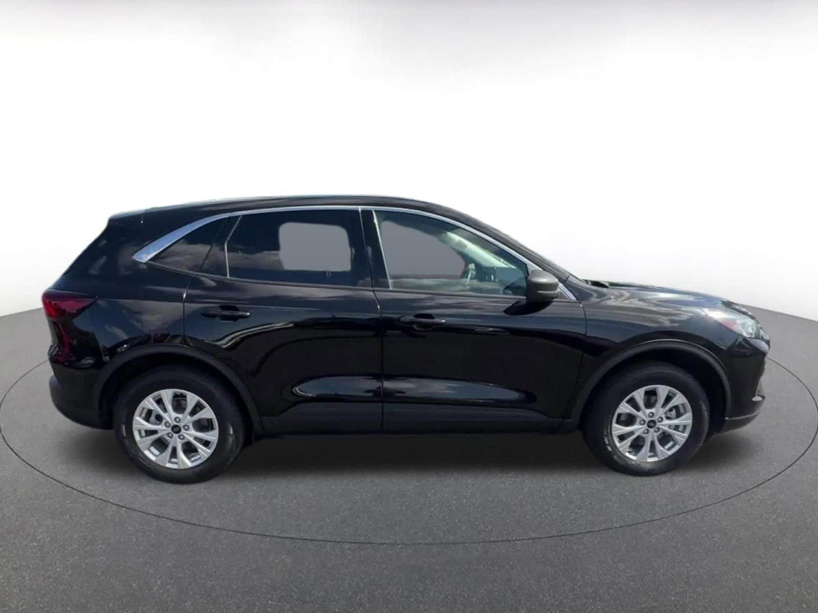 Thumbnail: 2023 Ford Escape - 16