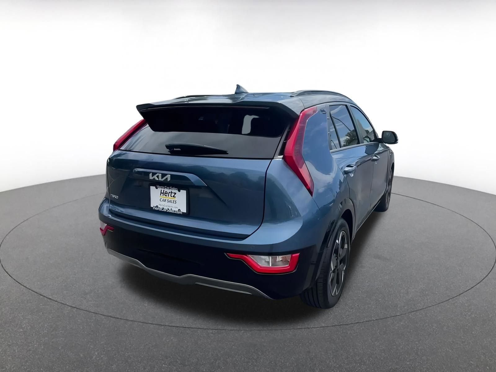 Thumbnail: 2023 Kia Niro - 13