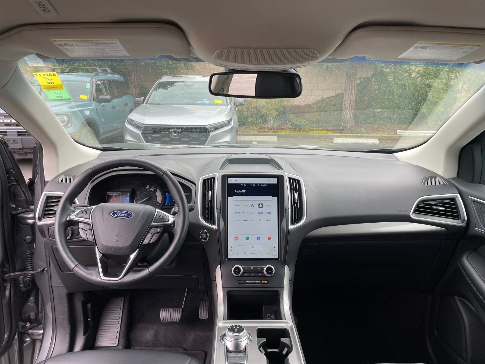 2024 Ford Edge SEL 32