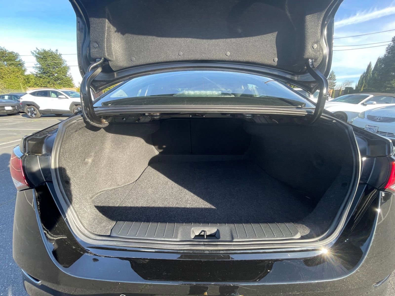 Thumbnail: 2025 Nissan Sentra - 31