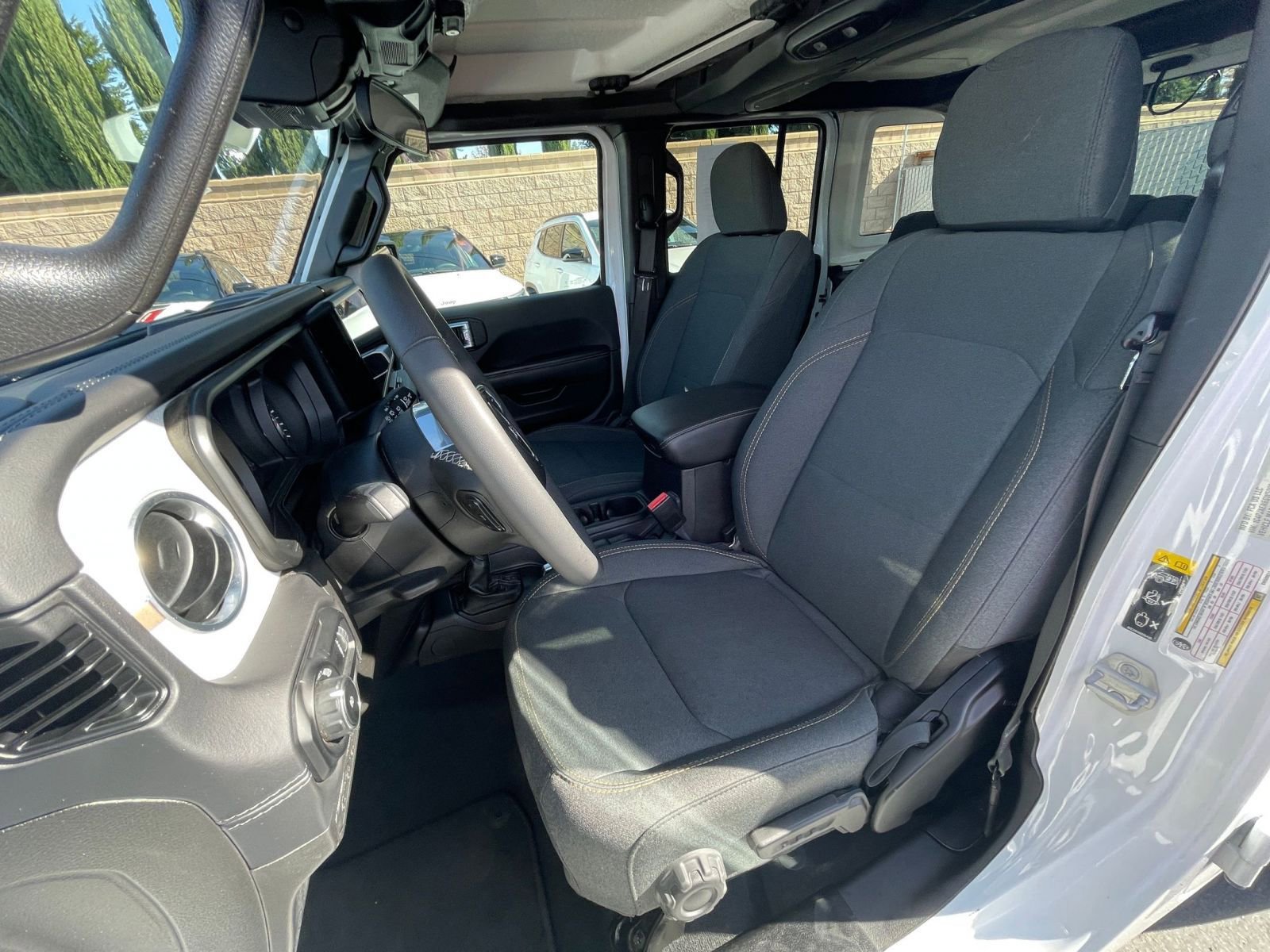 Thumbnail: 2025 Jeep Wrangler - 35