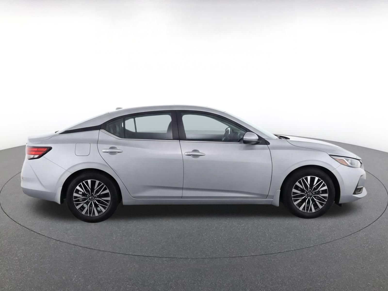 Thumbnail: 2024 Nissan Altima - 10