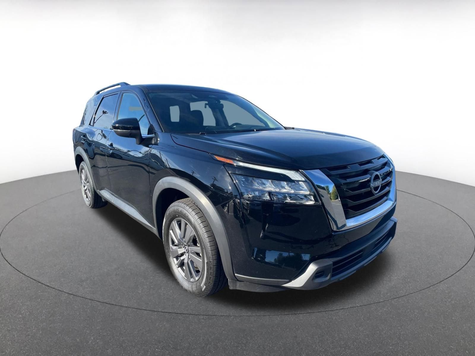 Thumbnail: 2025 Nissan Pathfinder - 1