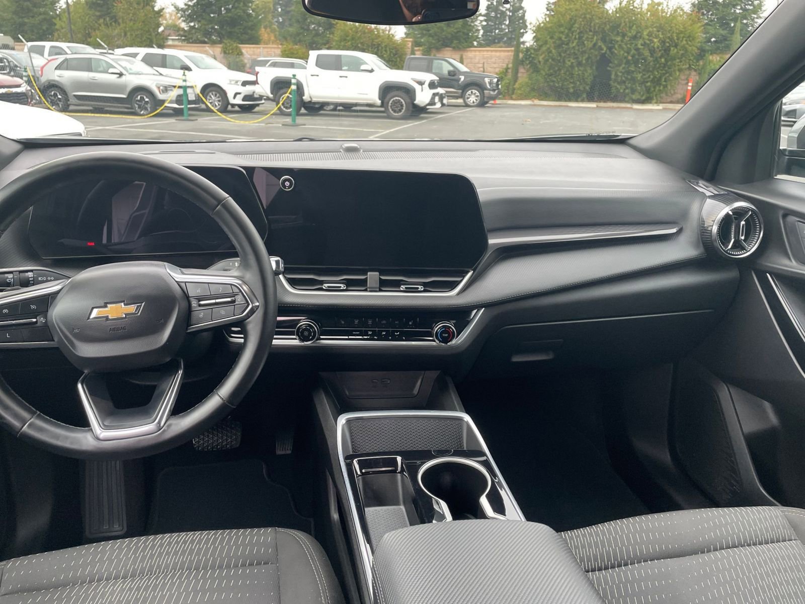 Thumbnail: 2025 Chevrolet Equinox - 27