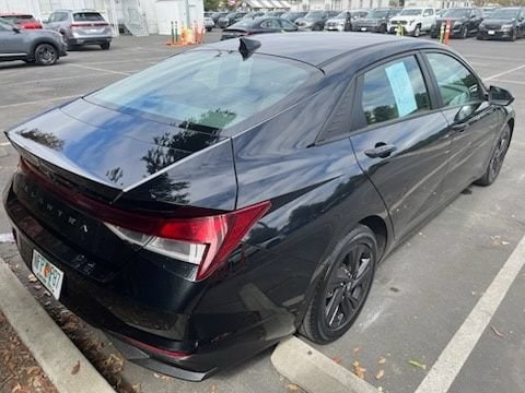 Thumbnail: 2021 Hyundai Elantra - 4
