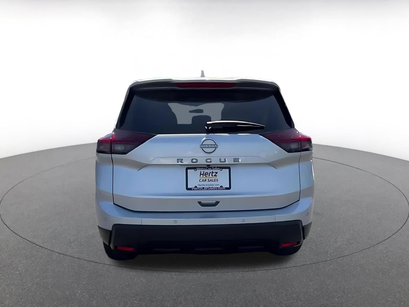 Thumbnail: 2025 Nissan Rogue - 12