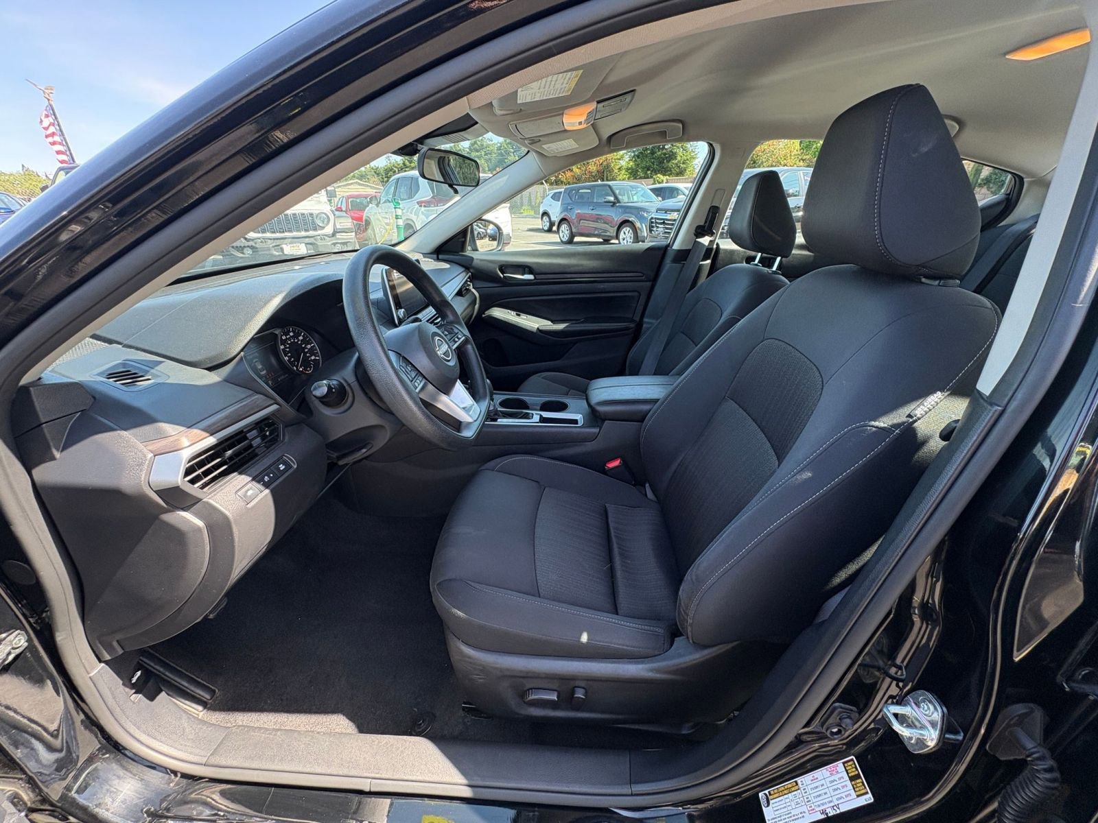 Thumbnail: 2025 Nissan Altima - 28