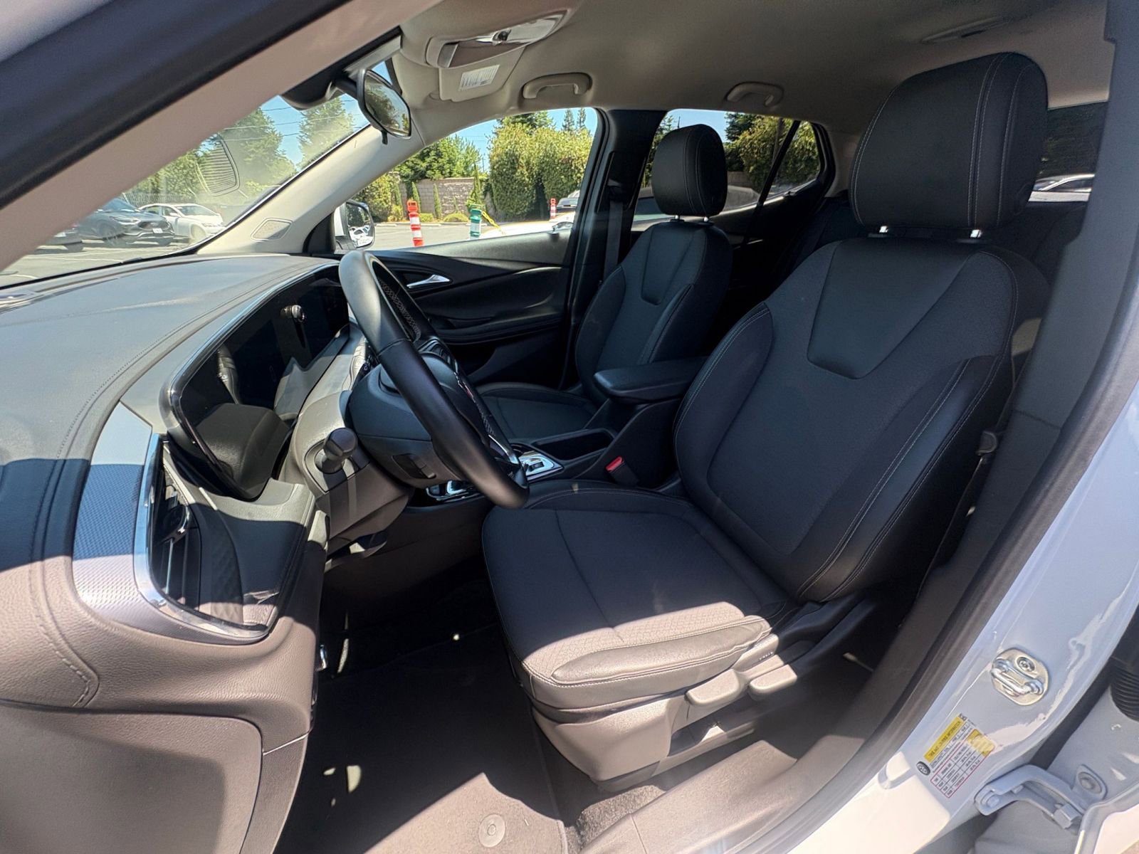Thumbnail: 2025 Buick Encore GX - 35