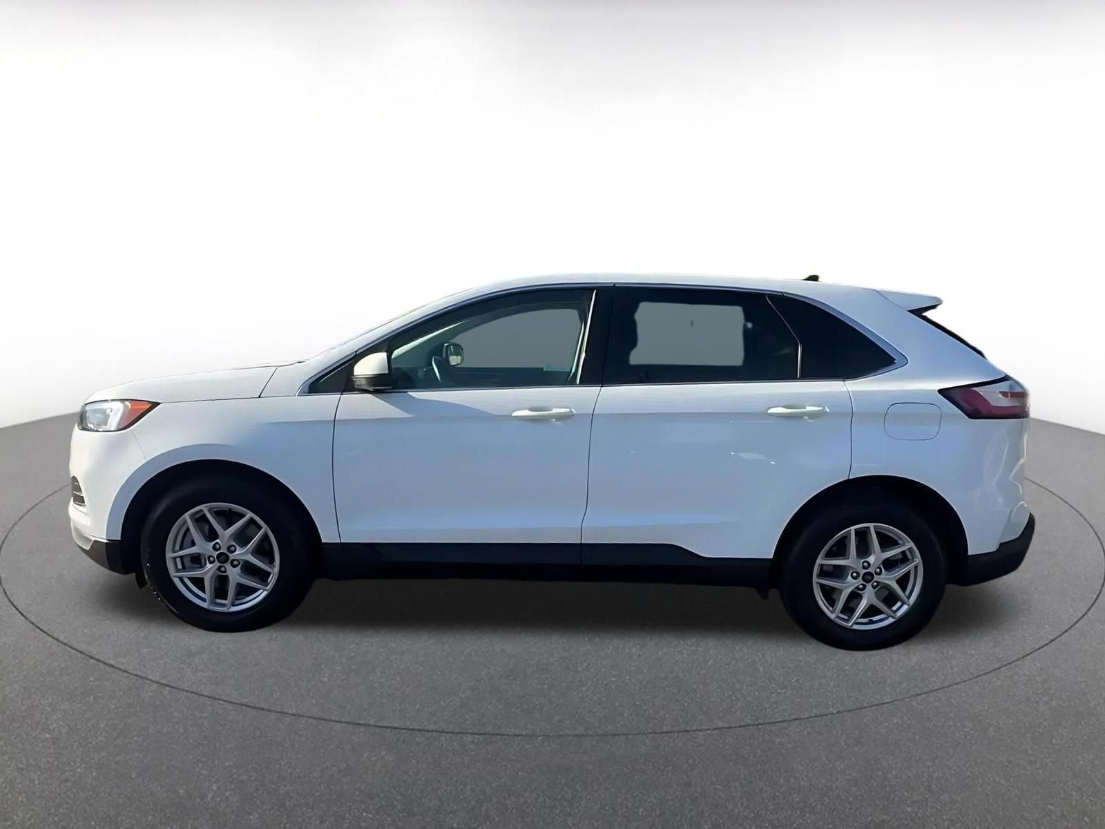 Thumbnail: 2024 Ford Edge - 9