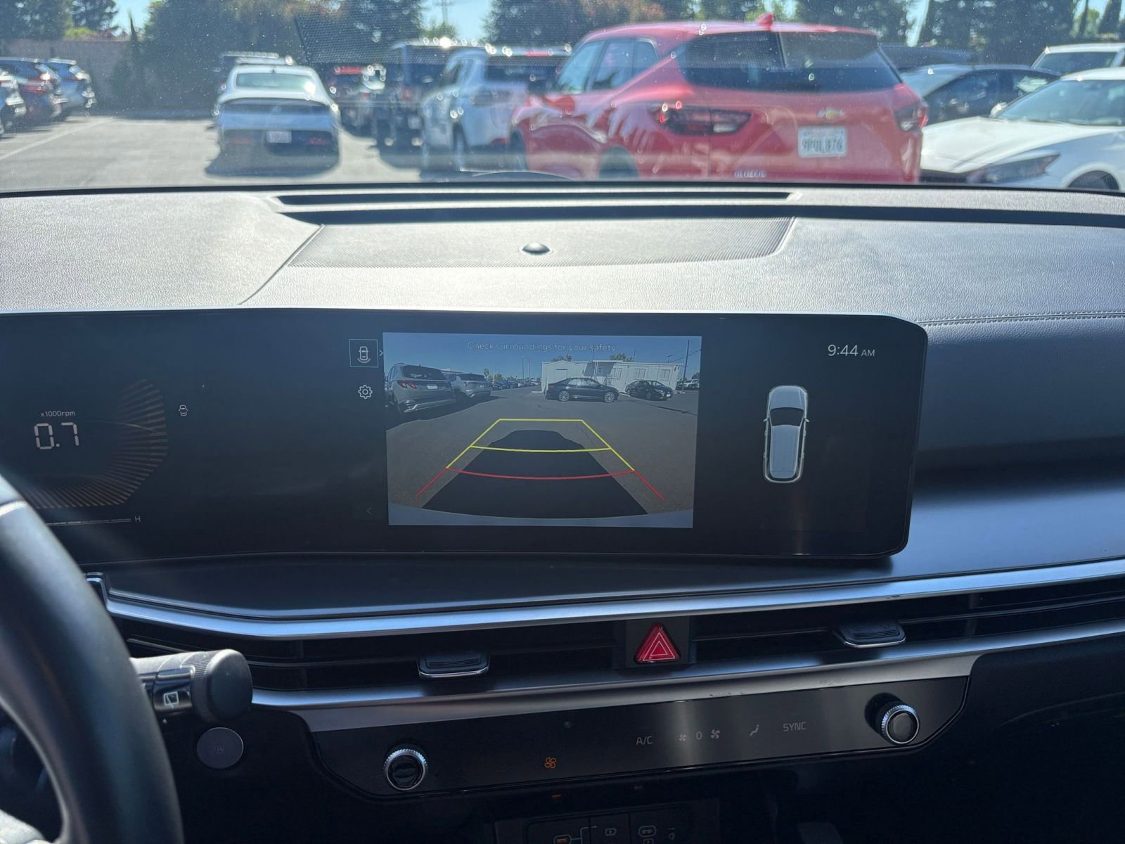 Thumbnail: 2024 Kia Sorento - 25