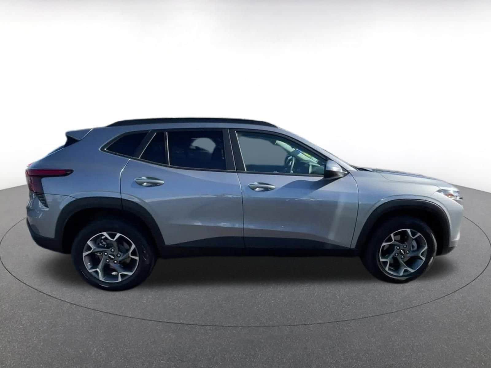 Thumbnail: 2025 Chevrolet Trax - 16