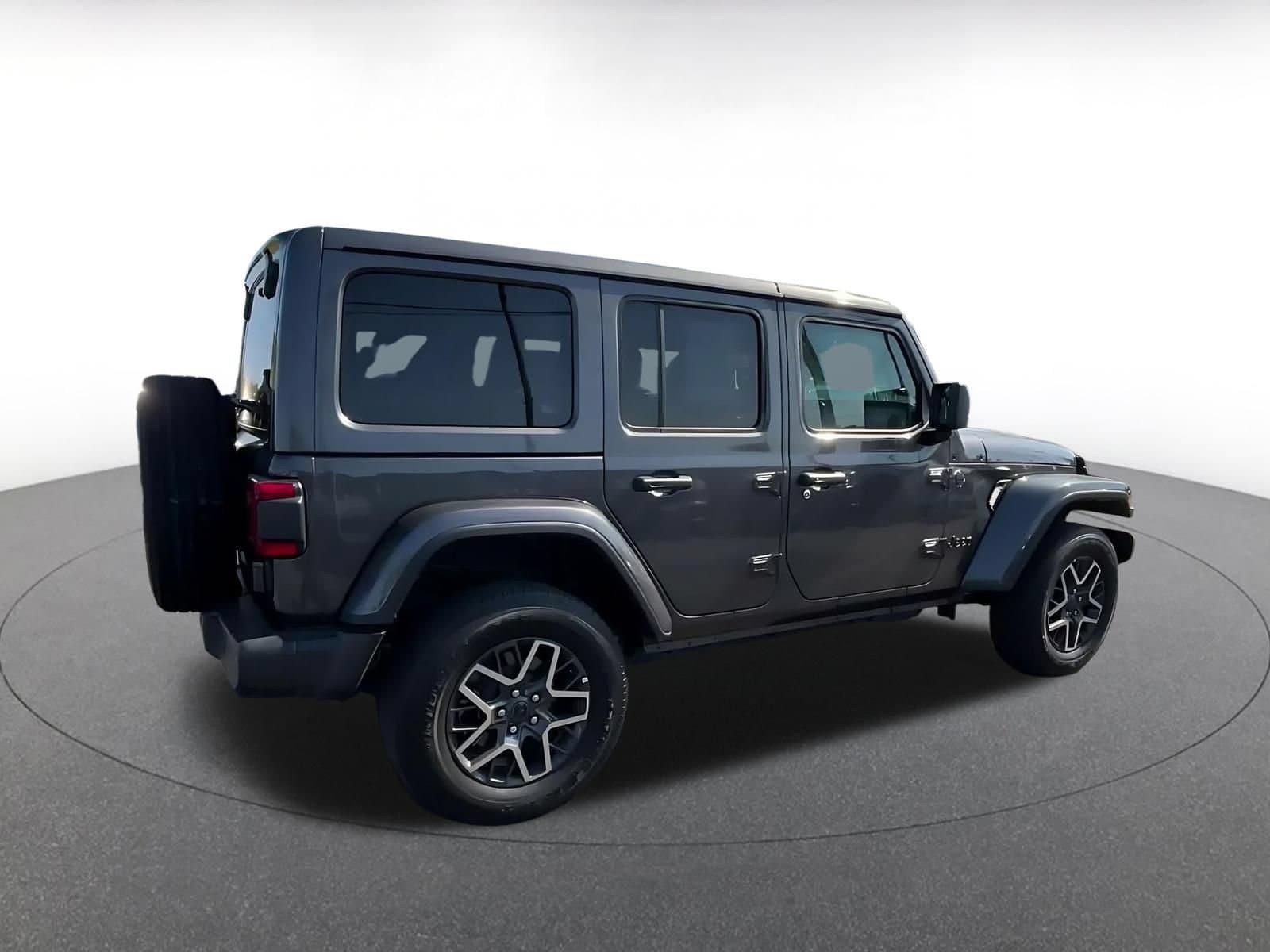 Thumbnail: 2025 Jeep Wrangler - 14