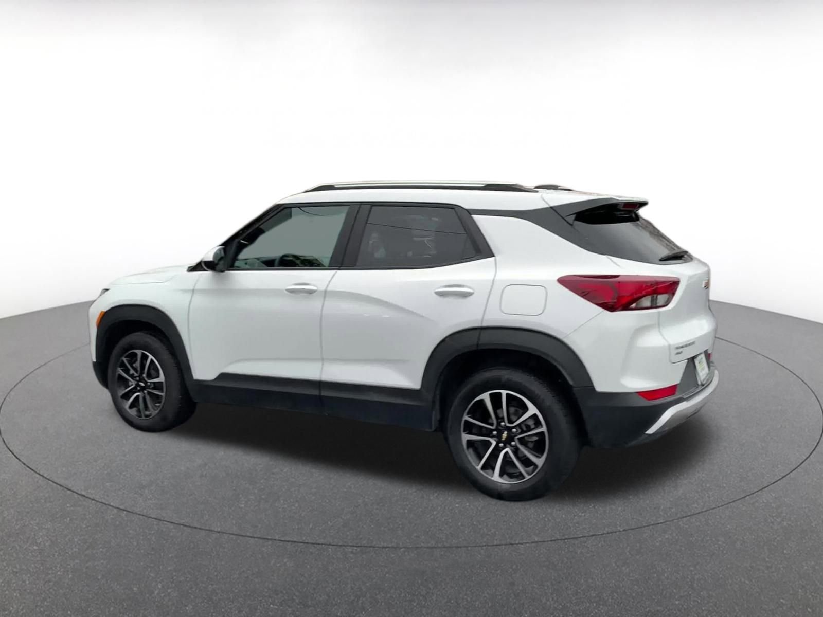 Thumbnail: 2025 Chevrolet TrailBlazer - 10