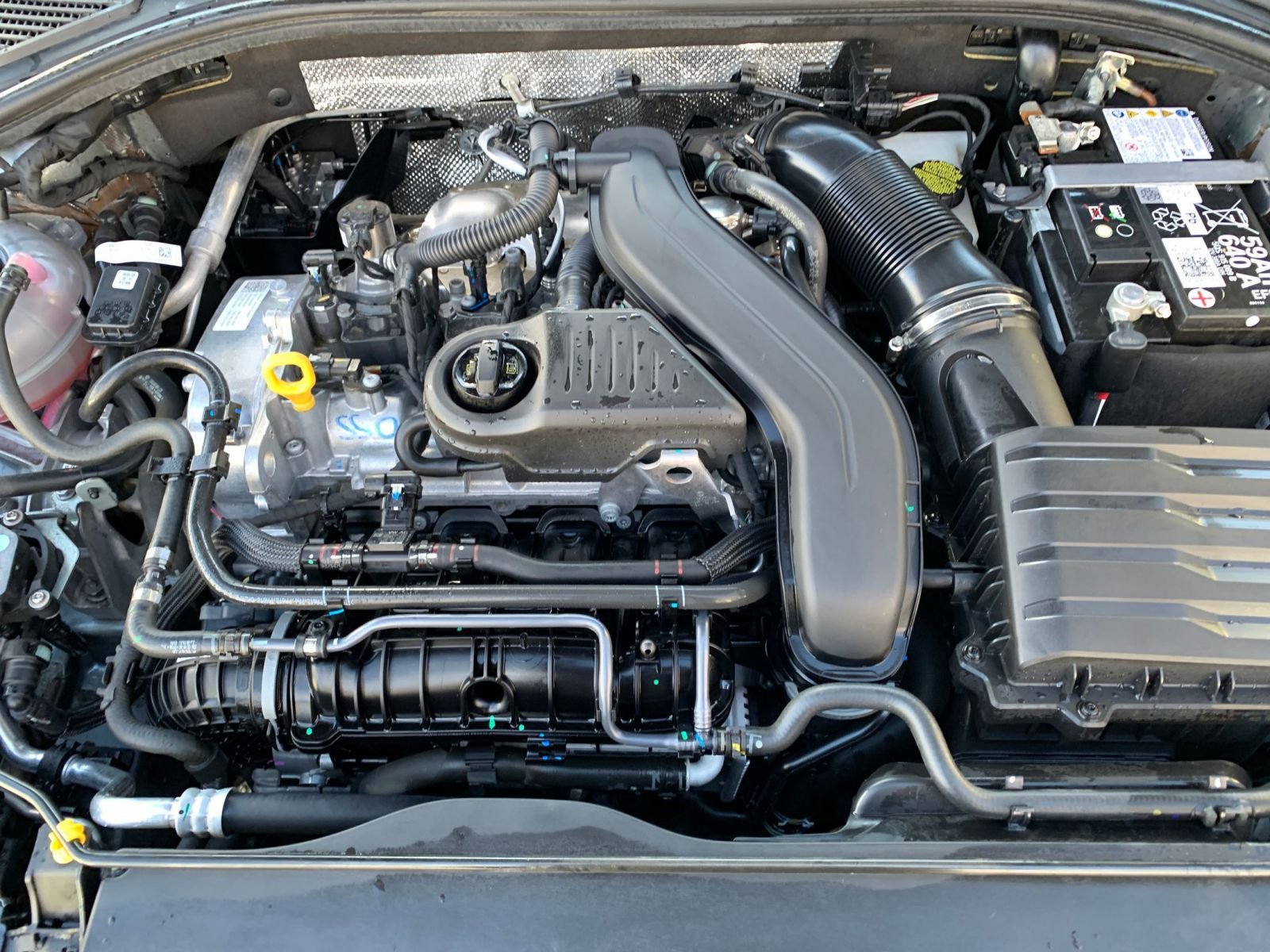 Thumbnail: 2025 Volkswagen Jetta - 32