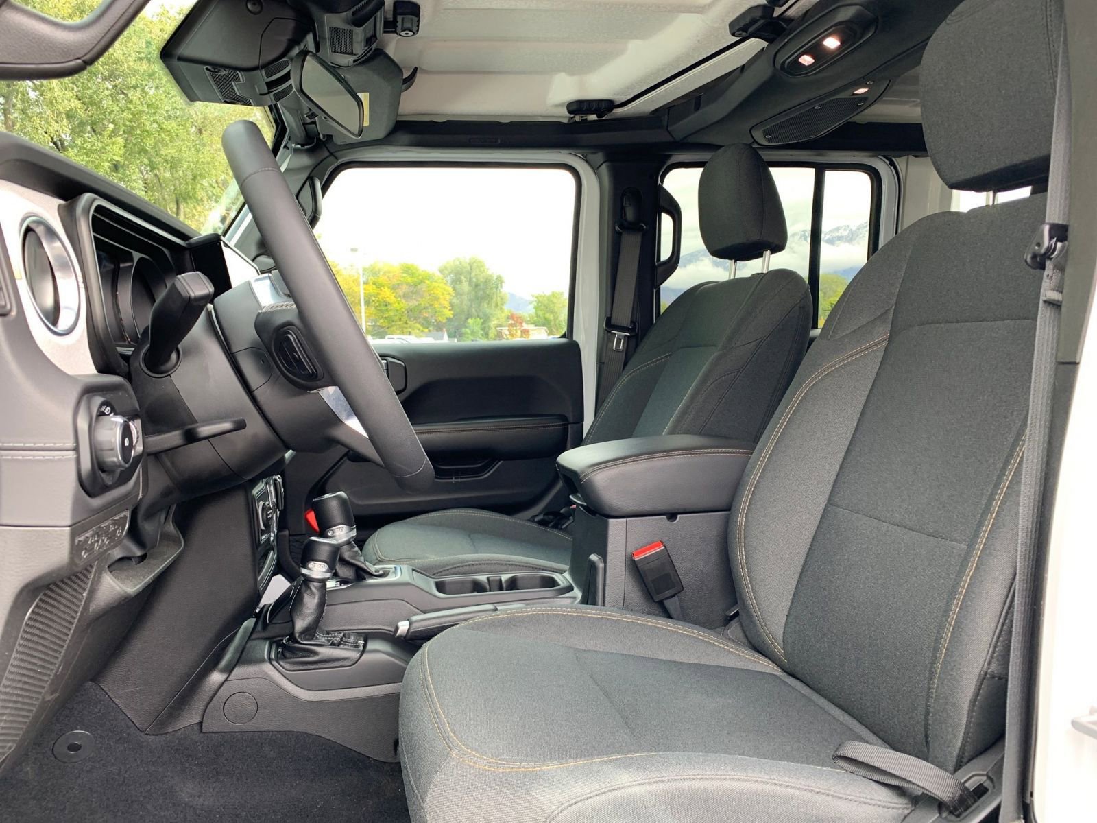 Thumbnail: 2025 Jeep Wrangler - 25