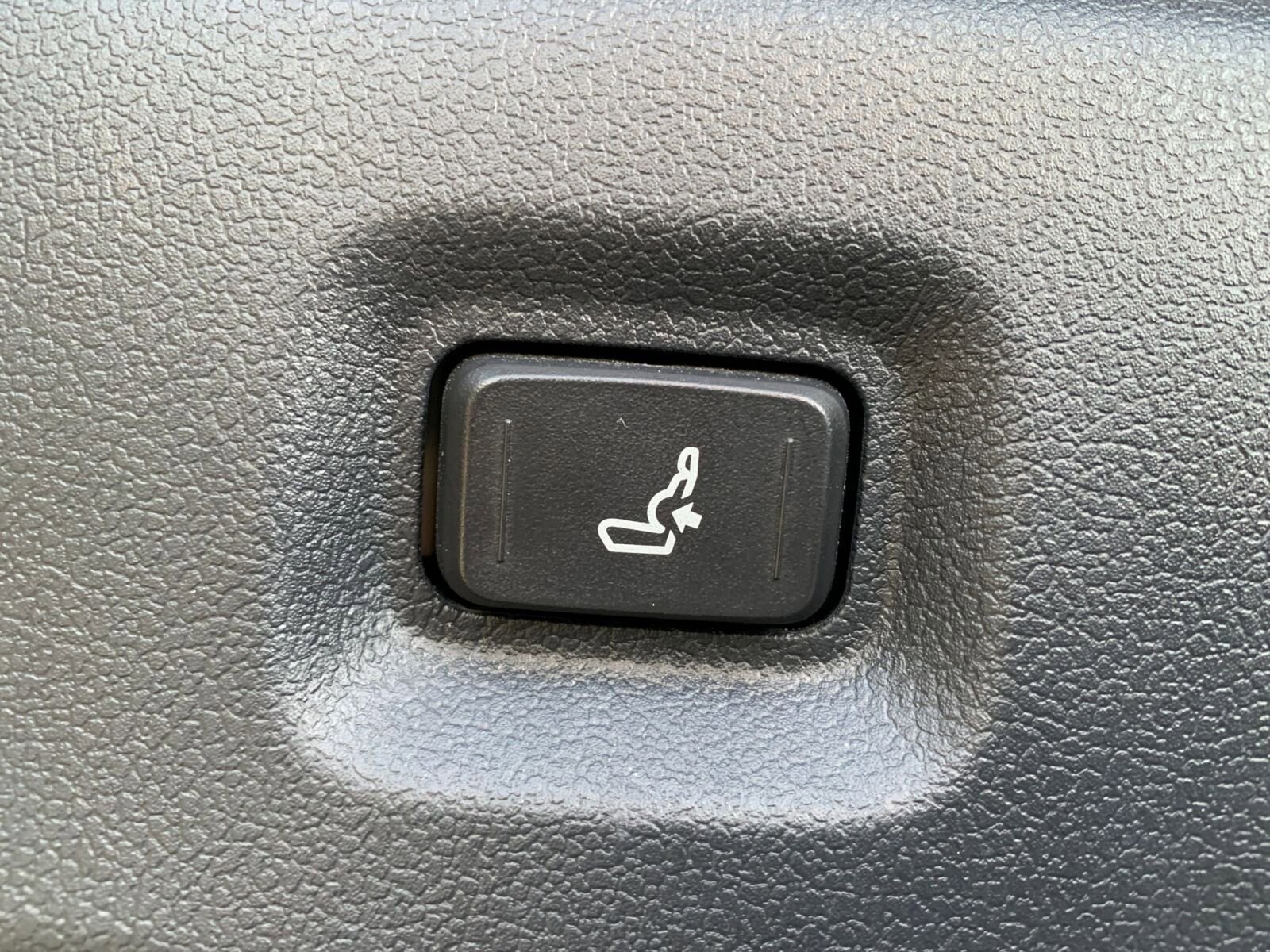 Thumbnail: 2025 Toyota Tacoma - 23