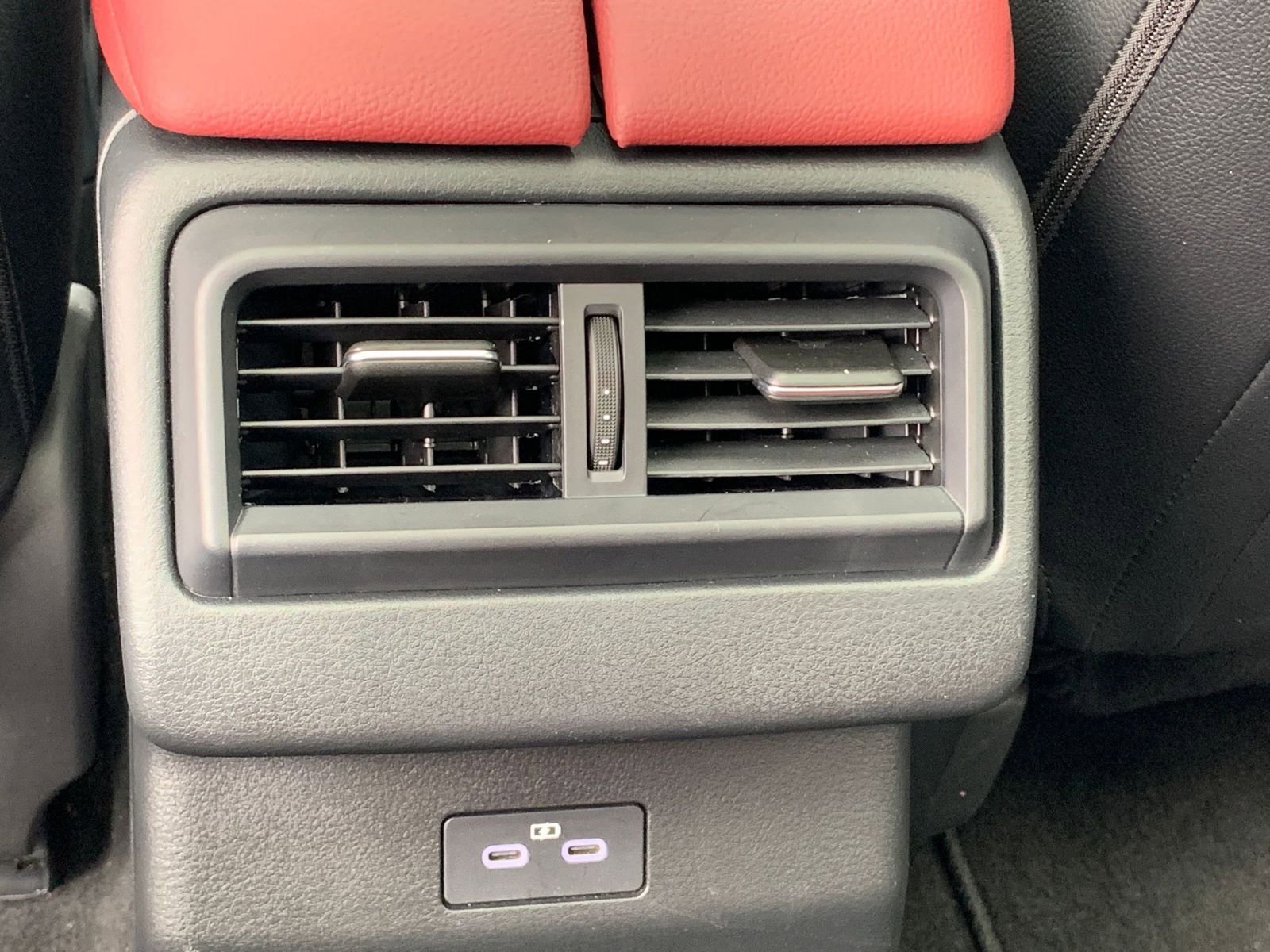 Thumbnail: 2025 Mazda CX-50 - 24