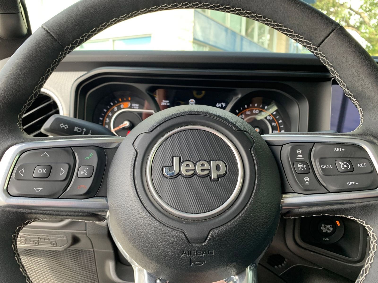 Thumbnail: 2025 Jeep Wrangler - 27