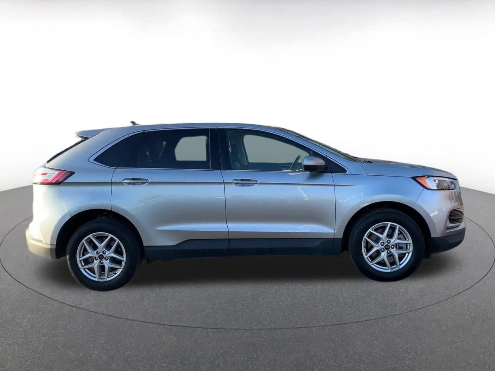 Thumbnail: 2024 Ford Edge - 16
