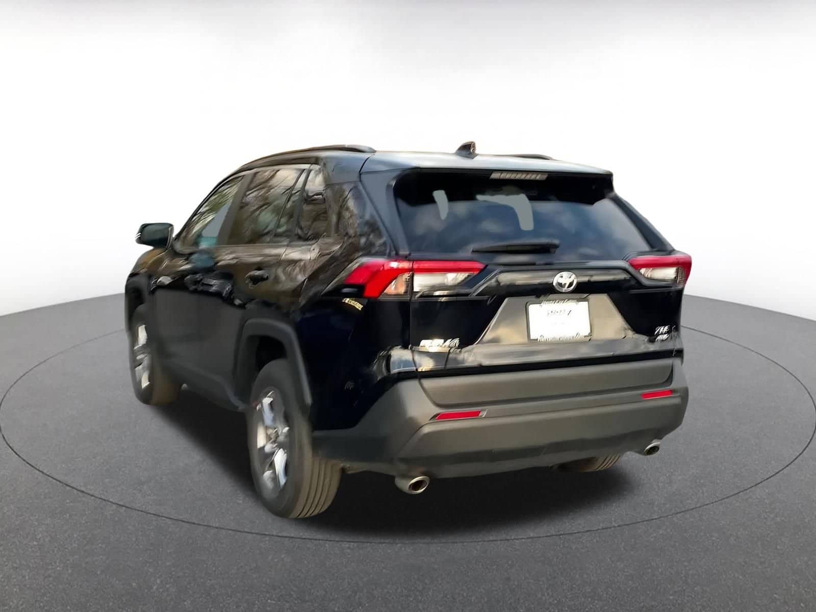 Thumbnail: 2025 Toyota RAV4 - 11