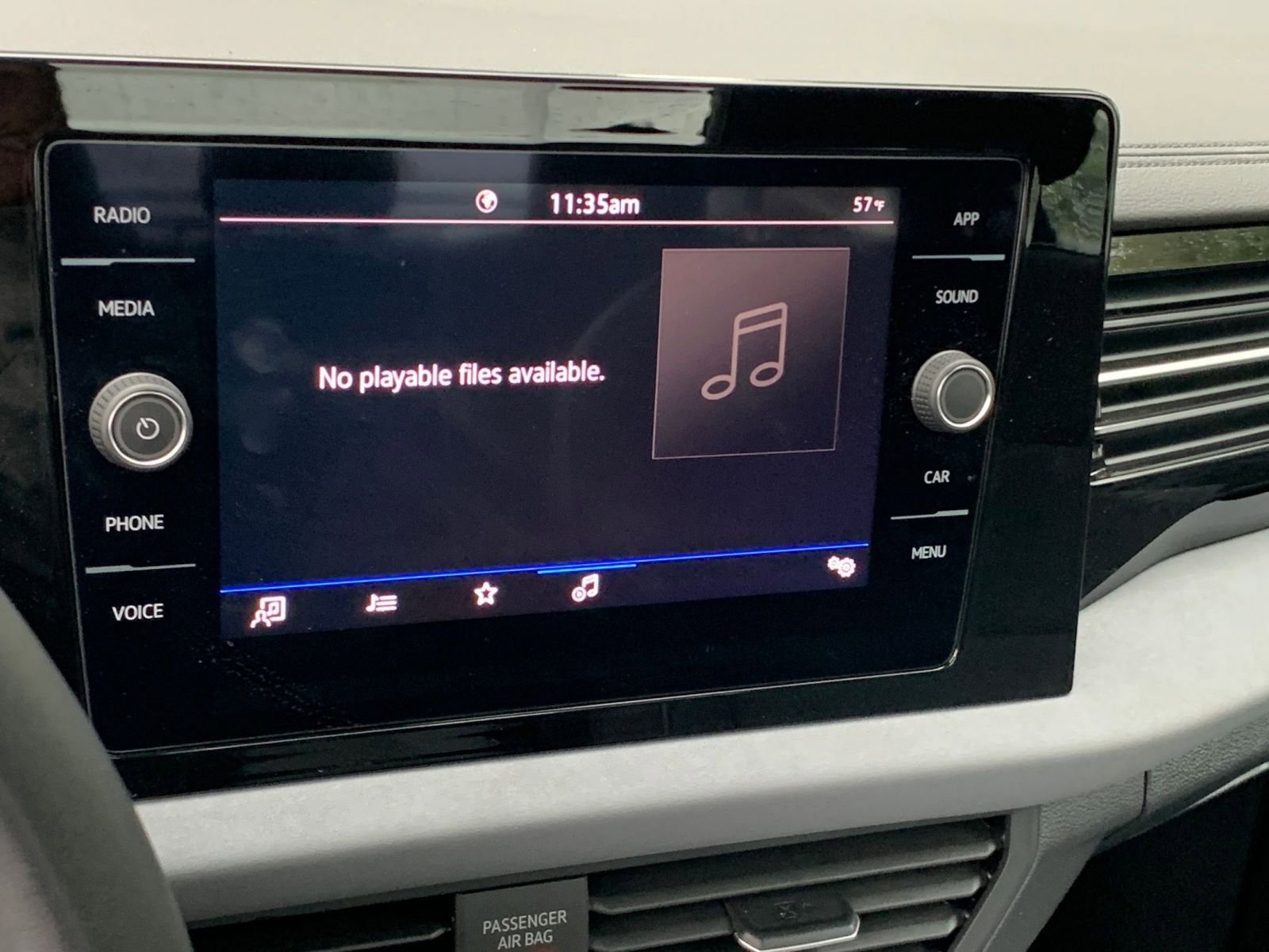 Thumbnail: 2025 Volkswagen Jetta - 21