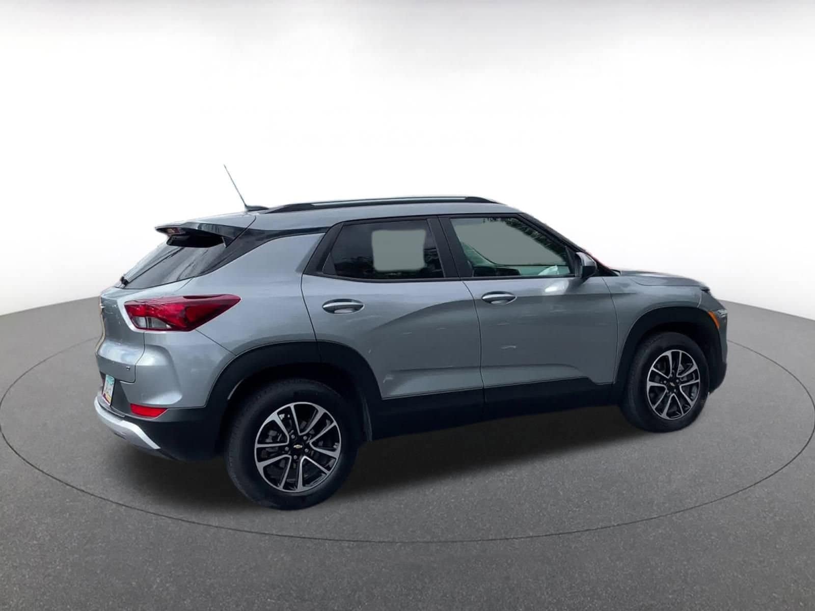 Thumbnail: 2025 Chevrolet TrailBlazer - 15