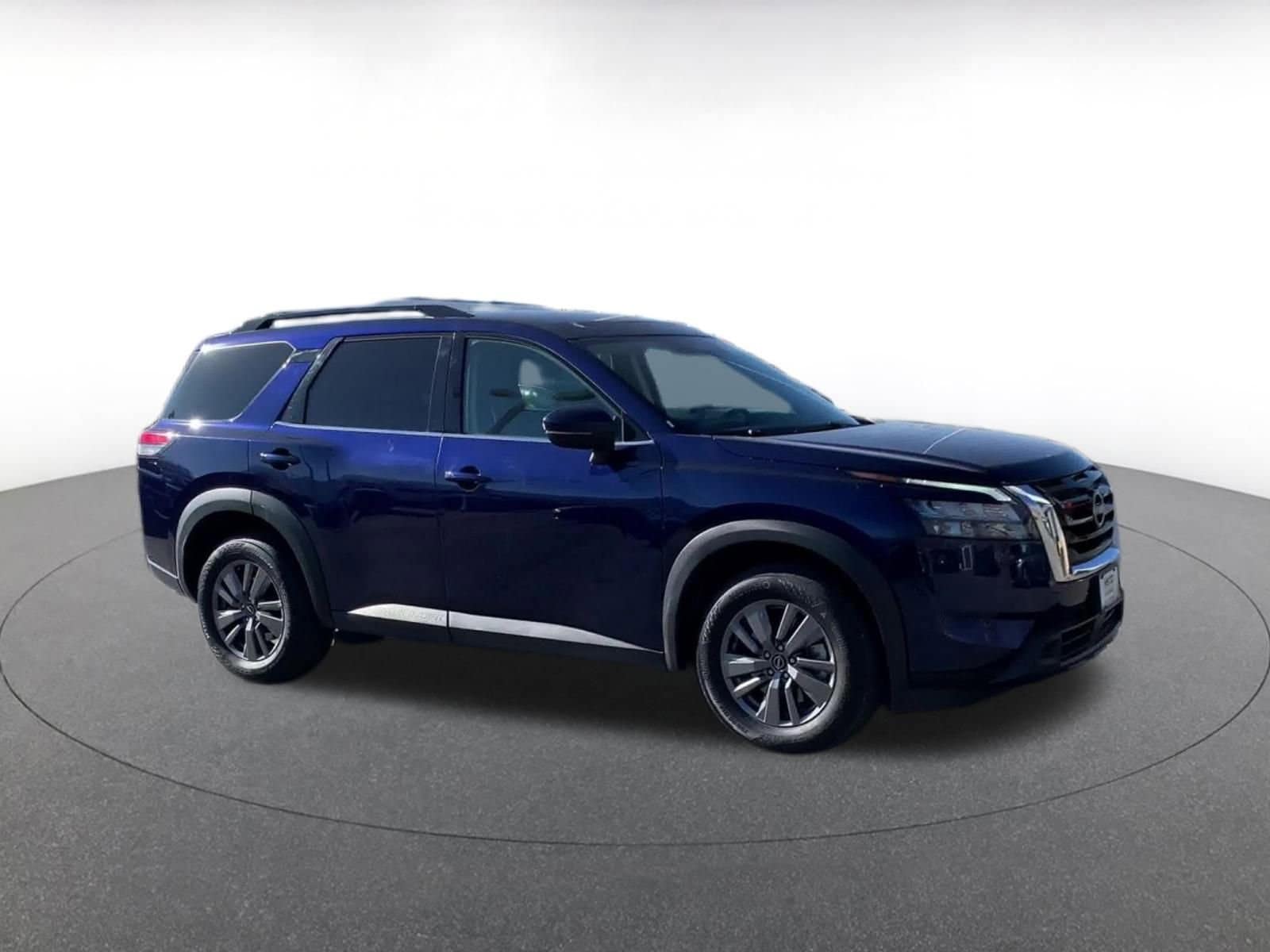 Thumbnail: 2025 Nissan Pathfinder - 2